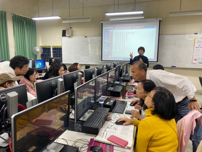 新住民團主任共同參與課程內容