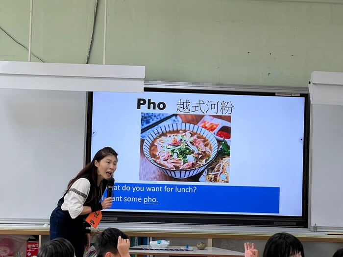 教師介紹東南亞食物-越式河粉