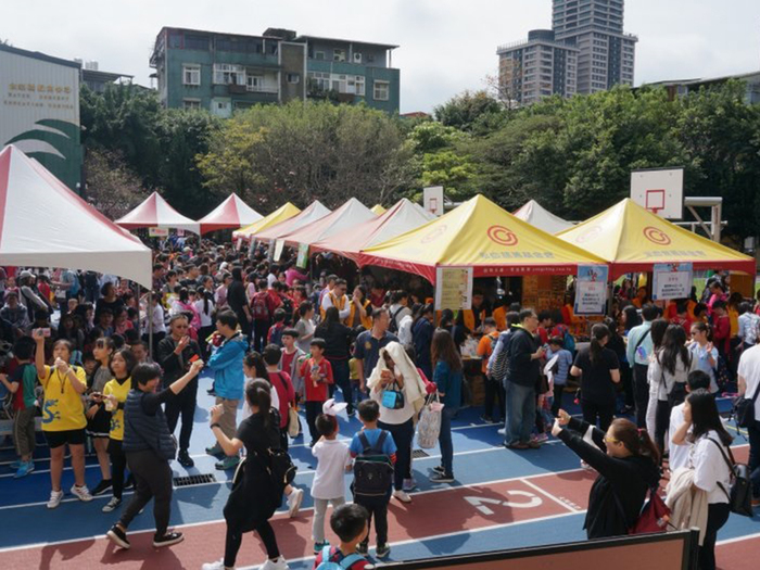 園遊會異國風味餐點擺攤